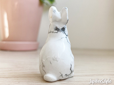 rabbit-stone-howlite-c