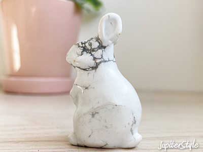 rabbit-stone-howlite-c